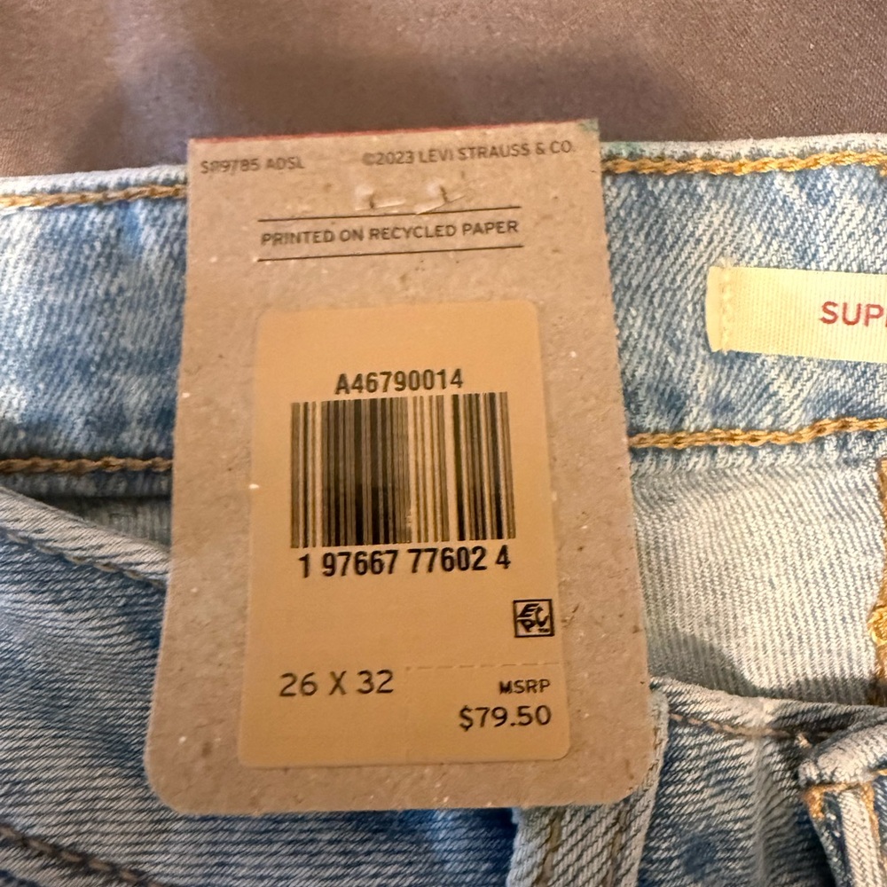 Levi’s Light Blue Women's Jeans - Picture 3 of 4